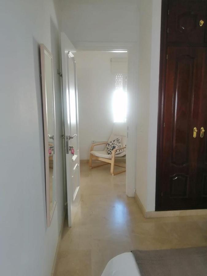 Room In Lovely Cottage House Habitaciones En Chalet En Cadiz San Fernando Eksteriør billede